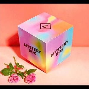 Lularoe BNWT Mystery Box / 5Pcs